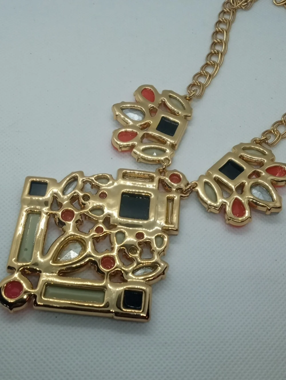 KATE SPADE METROPOLIS MOSAIC NECKLACE - Picture 9 of 9